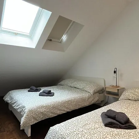 80 M2 With Balcony & Free Parking Near Vienna Apartment *