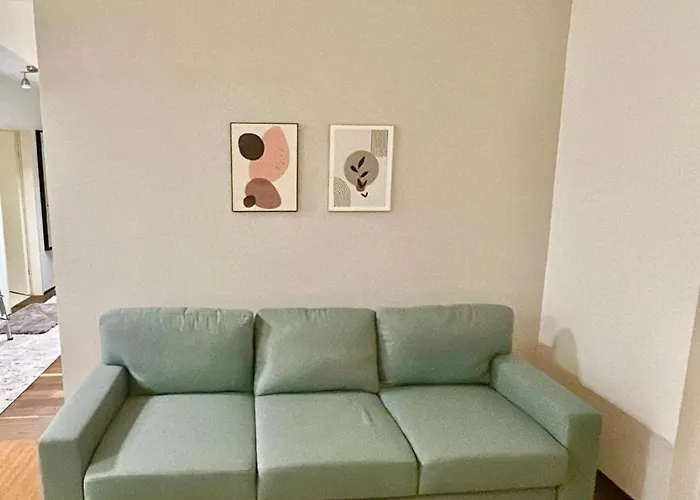 Apartman 80 M2 With Balcony & Free Parking Near Vienna