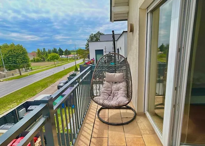 80 M2 With Balcony & Free Parking Near Vienna Apartman